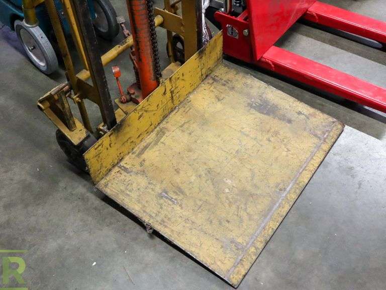 Ecoa HHT302253 Manual Platform Lift Truck Roller Auctions