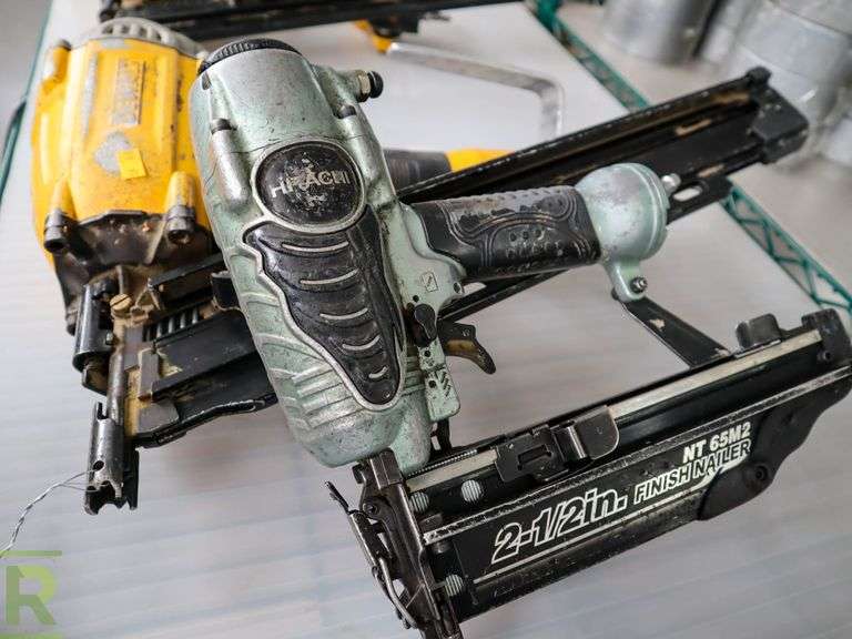 DeWalt DWF83PL Pneumatic Nail Gun and Hitachi NT55MA Pneumatic Finish