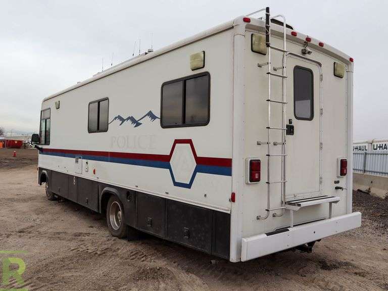 1999 Winnebago Brave Command Center Vehicle Roller Auctions