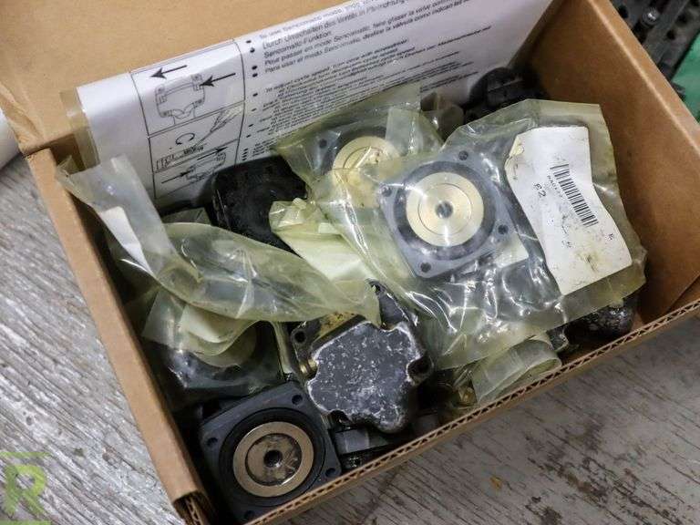 (2) Trays of Senco Pneumatic Staple Guns, Bostitch Staple Gun and Parts Roller Auctions