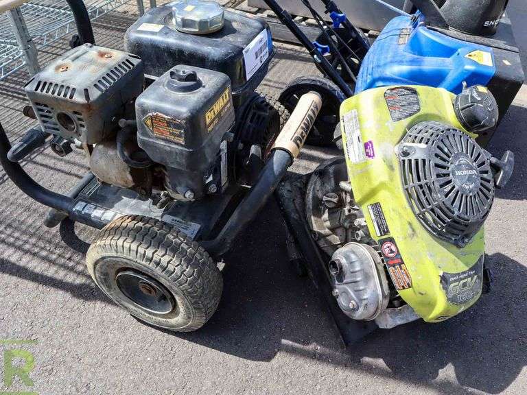 DeWalt DXPW3425 Pressure Washer, 3400psi, 25gpm, Gas Engine With Honda
