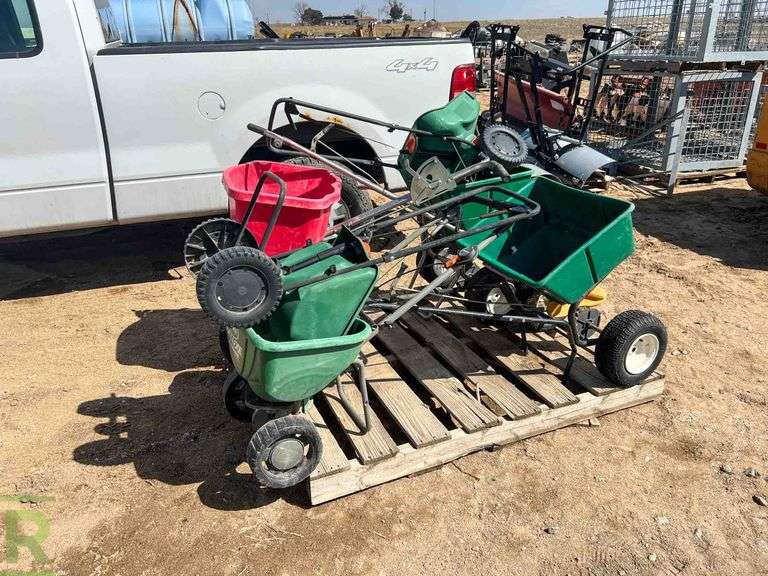 (6) Broadcast Spreaders Roller Auctions