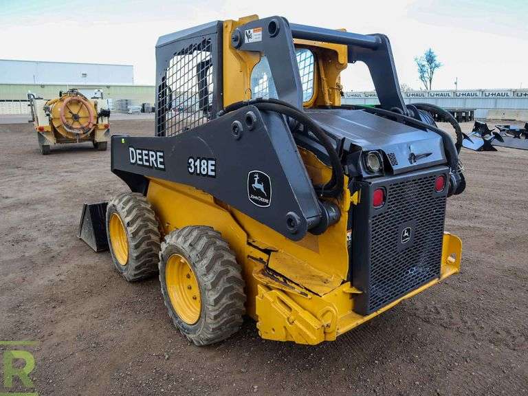 2014 John Deere 318E Skid Steer Loader Roller Auctions