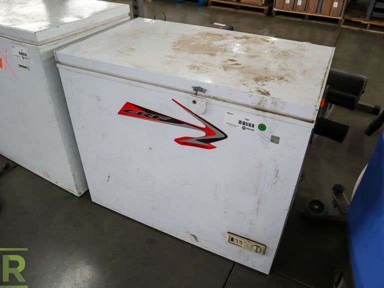 GE FCM7DSBWH Chest Freezer Roller Auctions