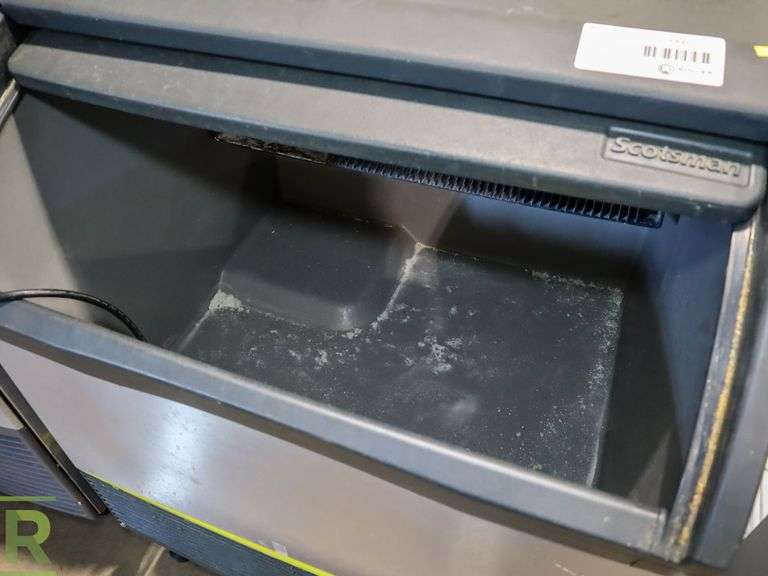 Scotsman CU3030MA1A Ice Machine Roller Auctions