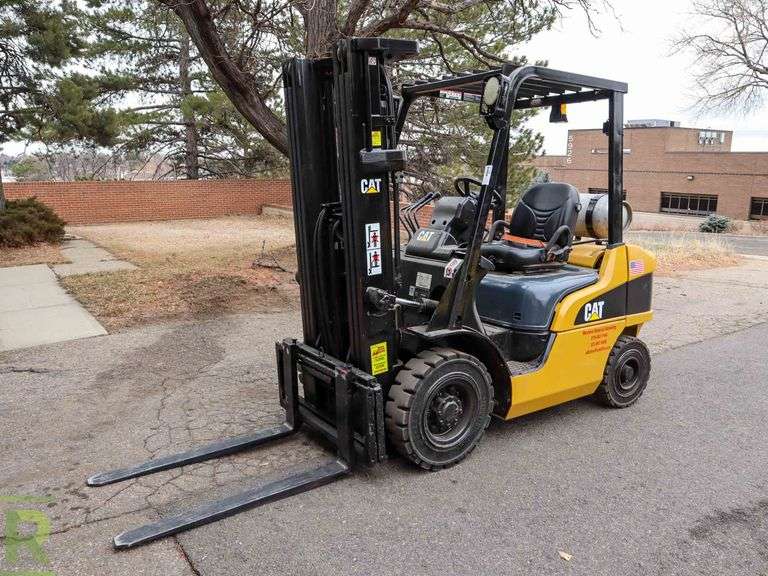 Caterpillar 2P5000 LP Forklift Roller Auctions
