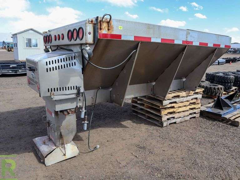 Buyers SaltDogg Stainless Steel SlideIn Sander/ Spreader Roller Auctions