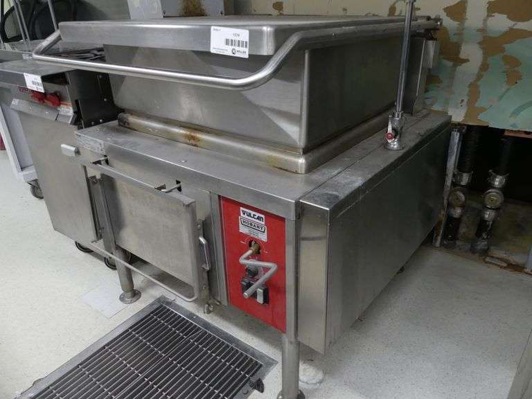 Vulcan VG30 30Gallon Tilt Skillet Braising Pan, Gas Roller Auctions
