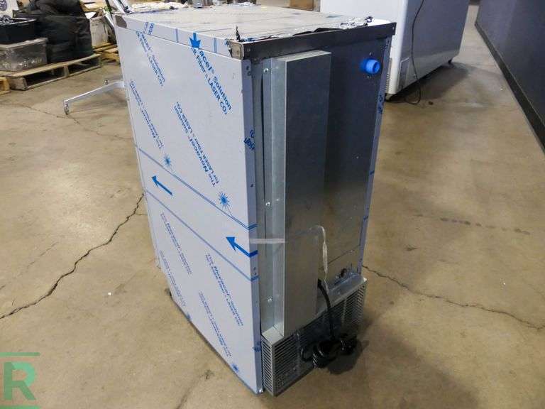 New Hoshizaki AM50BAJ Undercounter Ice Machine, Air Cooled Roller