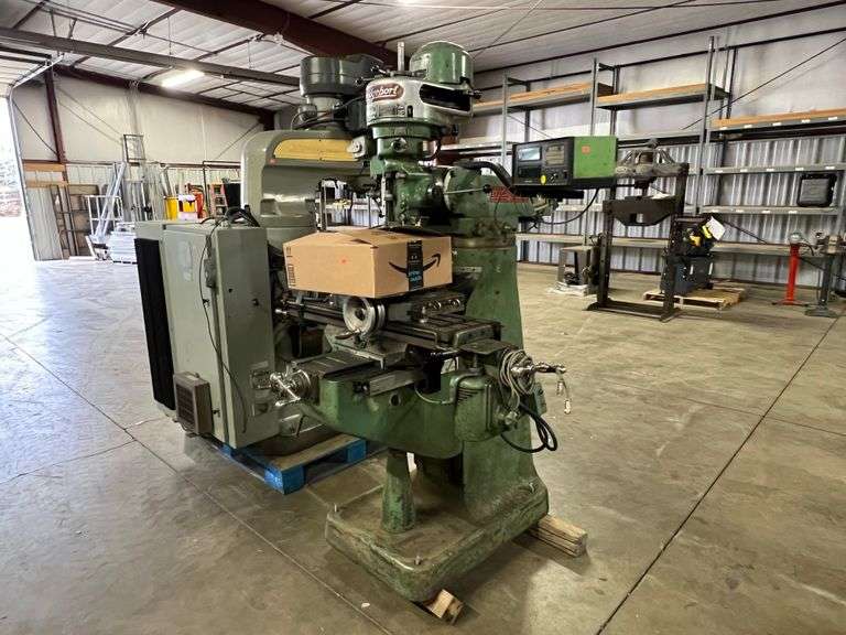Bridgeport Vertical Milling Machine, 2Axis DRO, 36" x 9" Table