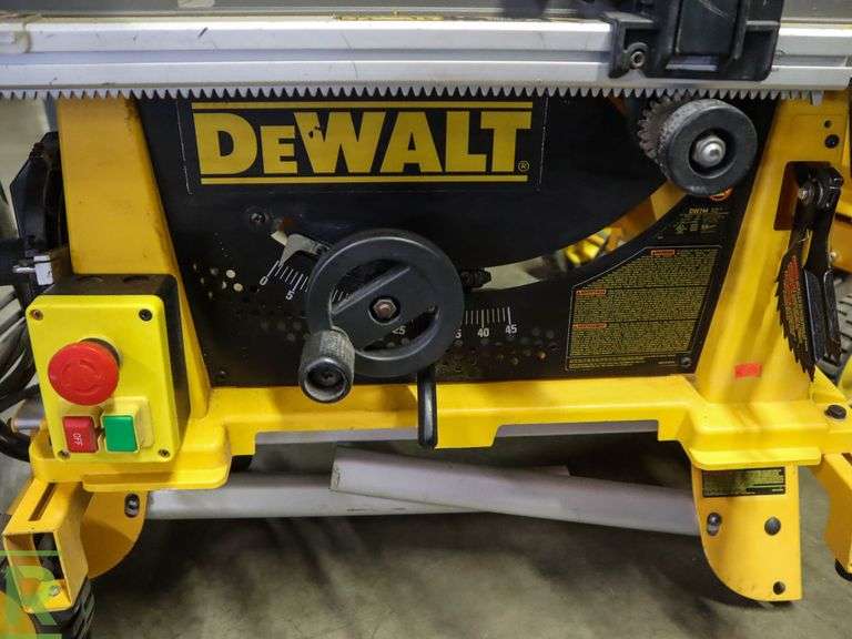 DeWalt DW744 10" Table Saw on Stand - Roller Auctions