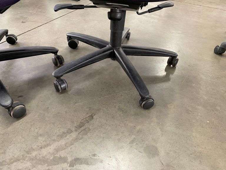 (3) Office Chairs Roller Auctions