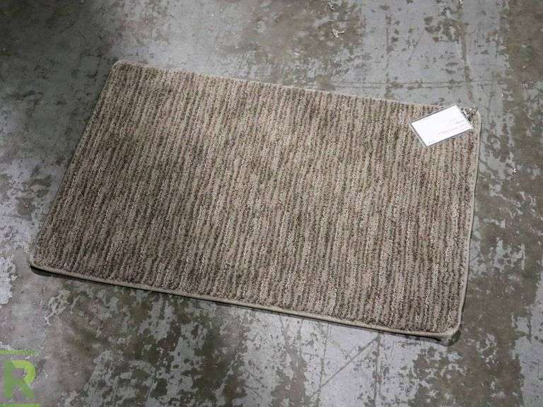 Mohawk Elegant Details Endless Polyester Carpet, 42oz, 3,213Sq. Ft