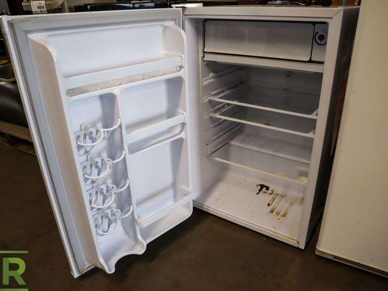 Danby Designer Mini Fridge Roller Auctions