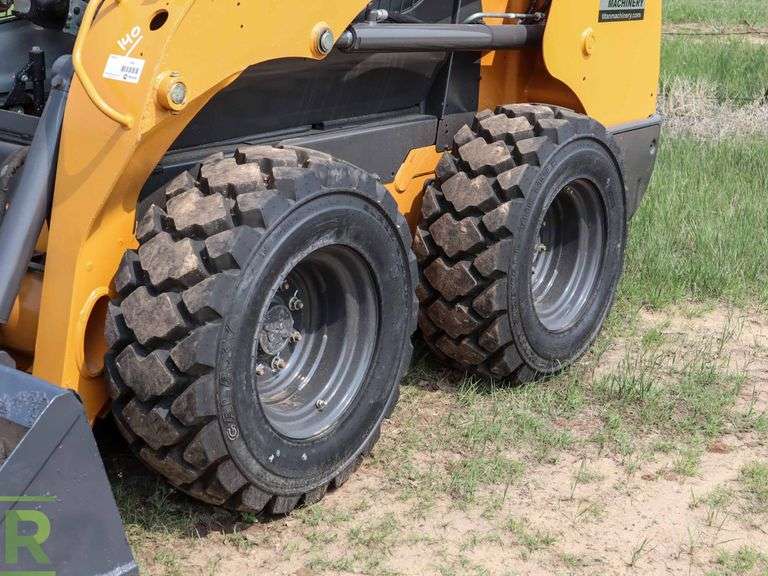 2018 Case SR210 Skid Steer Loader, Auxiliary Hydraulics, 72" Bucket, 12165 Tires, S/N
