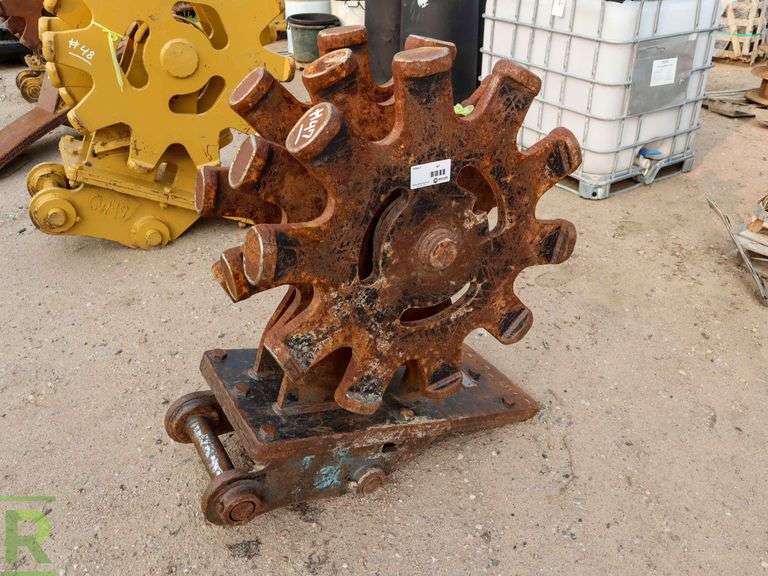Sheepsfoot 18" Compaction Wheel For Excavator, Fits 145 or 15Ton