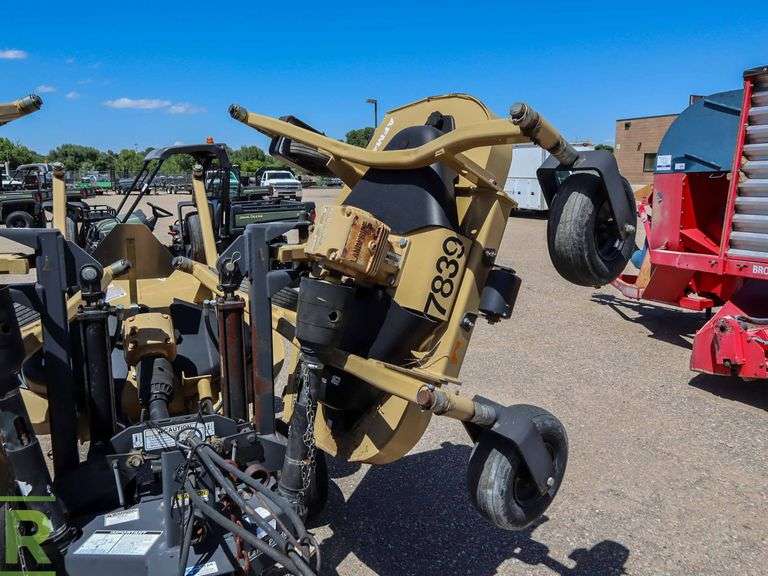 2006 Land Pride AFM4211 Wing Mower Roller Auctions