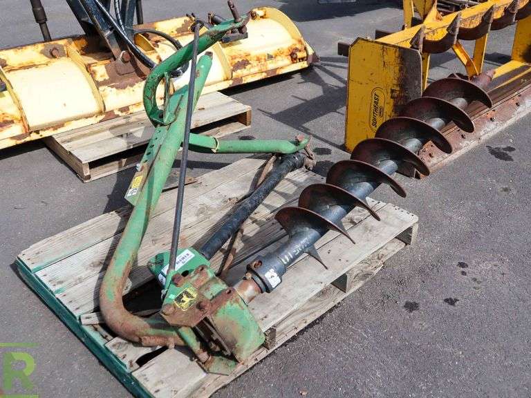 John Deere Post Hole Auger Attachment , 3pt, PTO Roller Auctions