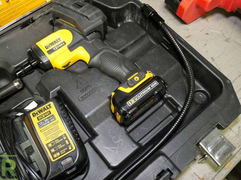 DeWalt DCT410 Inspection Camera and DXFRS300 WalkieTalkies Roller