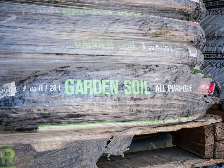 Pallet of (40) Bags of ACE Garden Soil All Purpose , 1 Cu Ft Bags
