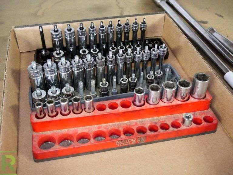 Tray of SnapOn Sockets Roller Auctions