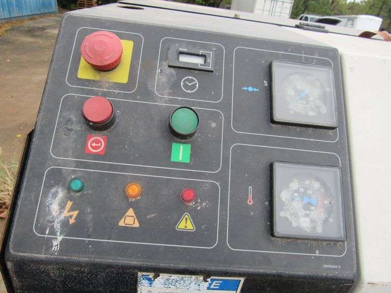 AIR COMPRESSOR, INGERSOLLRAND MDL SSREP30, 112 CFM, 30HP, 230/460