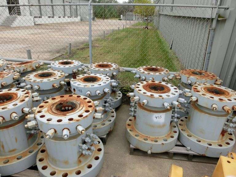 (19) TUBING HEAD ASSEMBLY, TCM, 11" 10K FLANGED BTM X 71/16" 15K