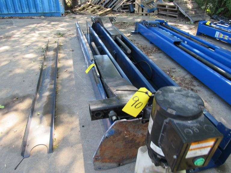 2POST AUTOMOTIVE LIFT, CHALLENGER 10,000LB CAPACITY WITH RELATED