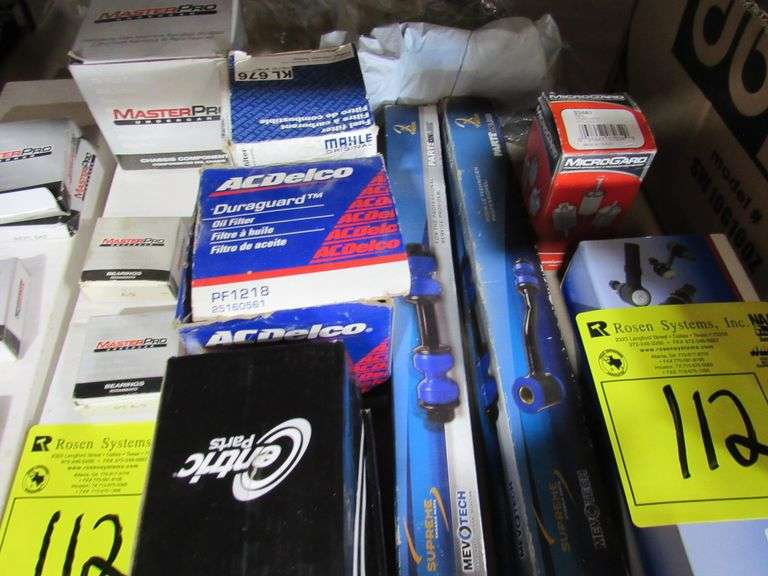 LOT, ASSORTED PARTS FOR 1990 CHEVY 1500 GMC SERRA INCLUDING (2) QUICK
