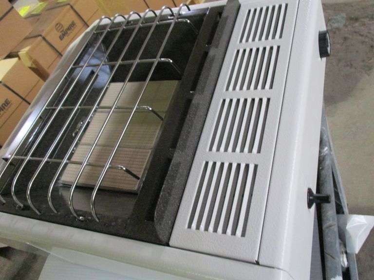 EMPIRE UNVENTED RADIANT HEATER, PROPANE SR18TWILPG, WITH BOX Rosen