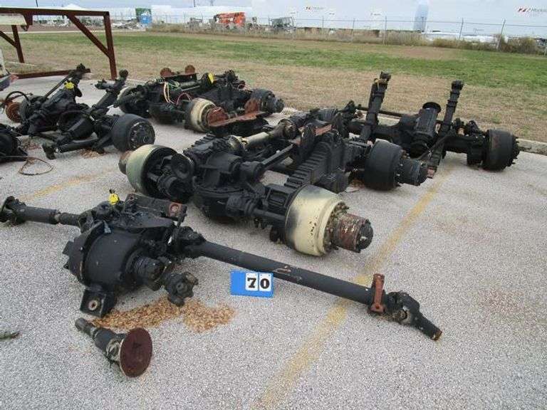 COMPLETE FRONT AND REAR END HEAVY DUTY AXLES WITH DRIVE SHAFT, 5TON MILITARY DUTY SETUP