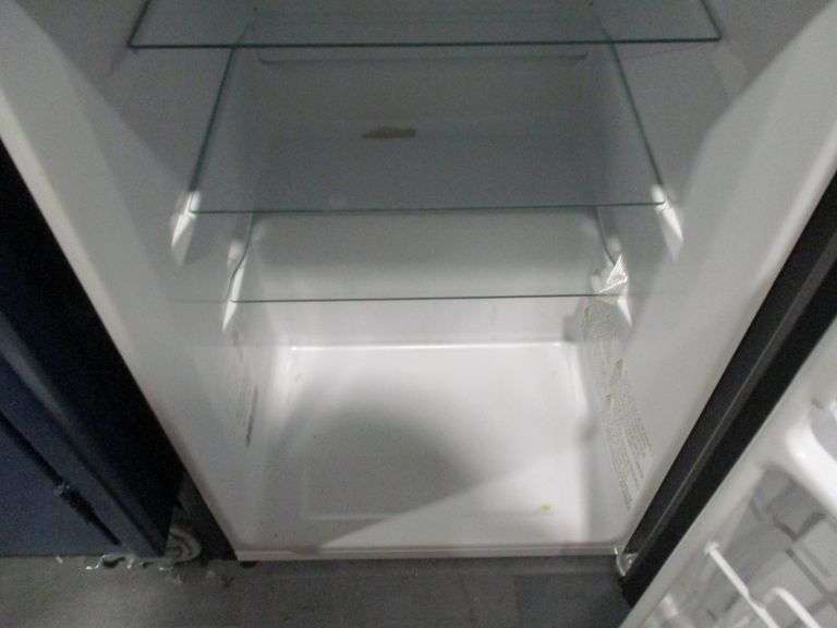 ULINE SHIPPING DESK, HISENSE MINI FRIDGE AD (4) COBRA WALKIE TALKIES