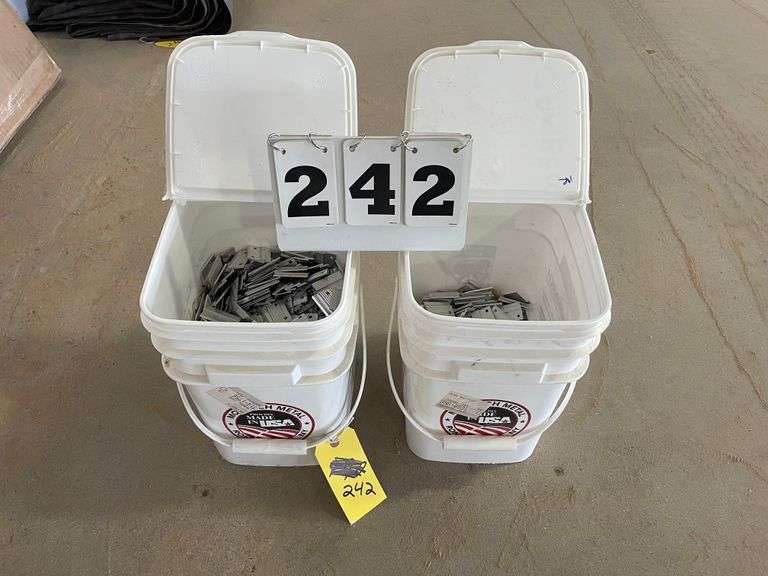 LOT OF (2) BINS MONARCH FABRICATION DOOR HINGES Rosen Systems