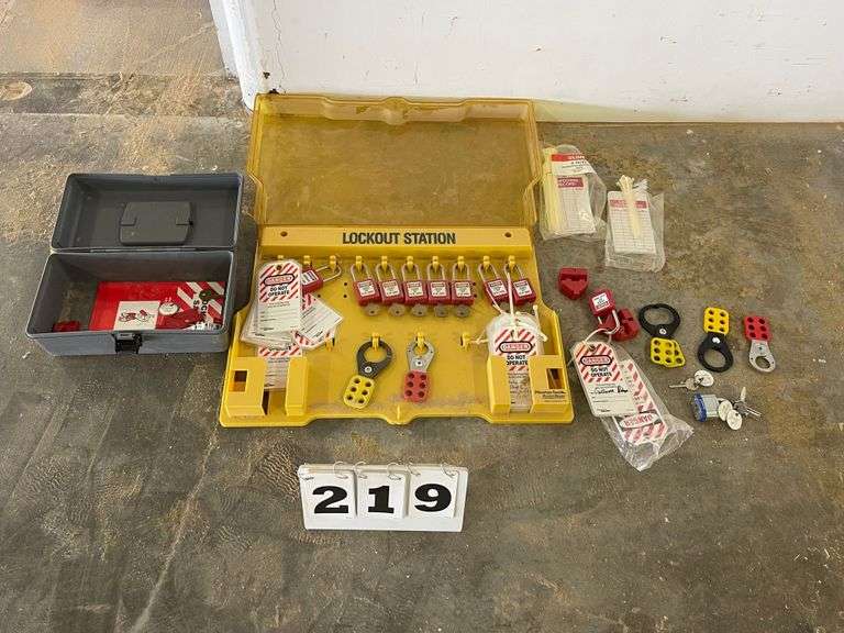 MASTER LOCK LOCKOUT / TAGOUT EQUIPMENT - Rosen Systems