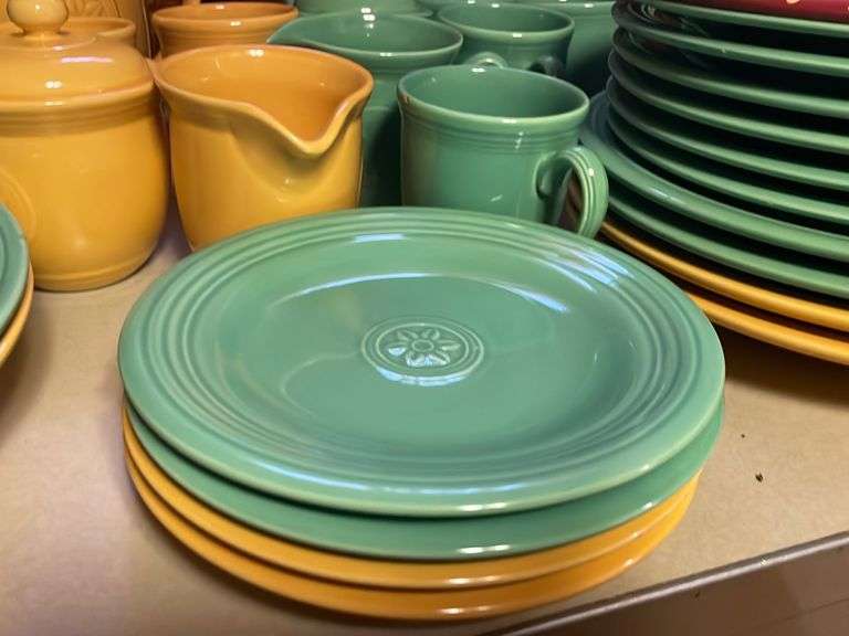 Oneida Petals Dinnerware reSettled Life