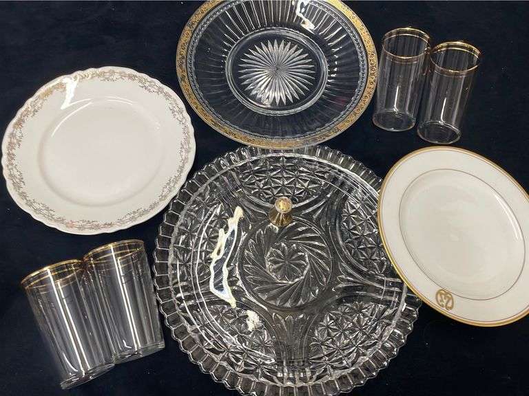 China and Glassware reSettled Life