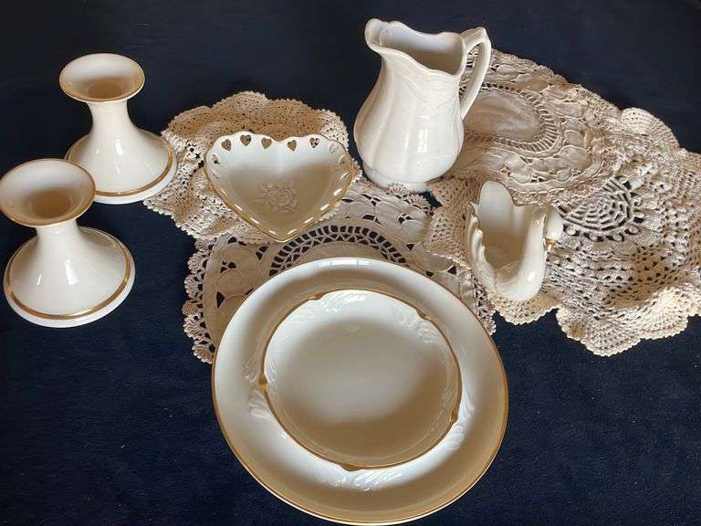 Lenox Collectibles reSettled Life