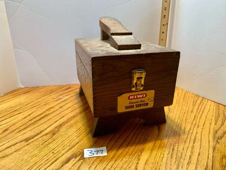 KIWI Shoe Shine Kit BHHS GA Properties Auction Group