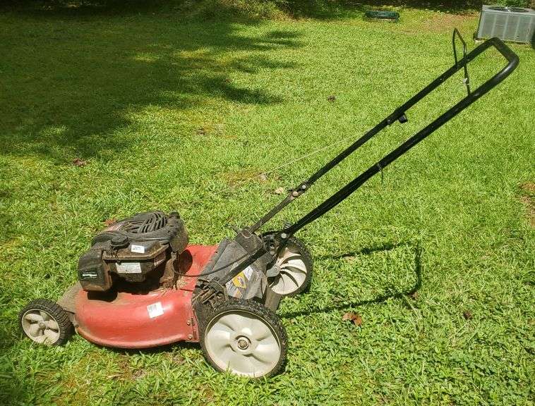 21 Yard Machine Mower for Large Lawns