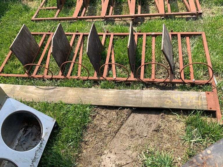 calf head gate Schmid Auction