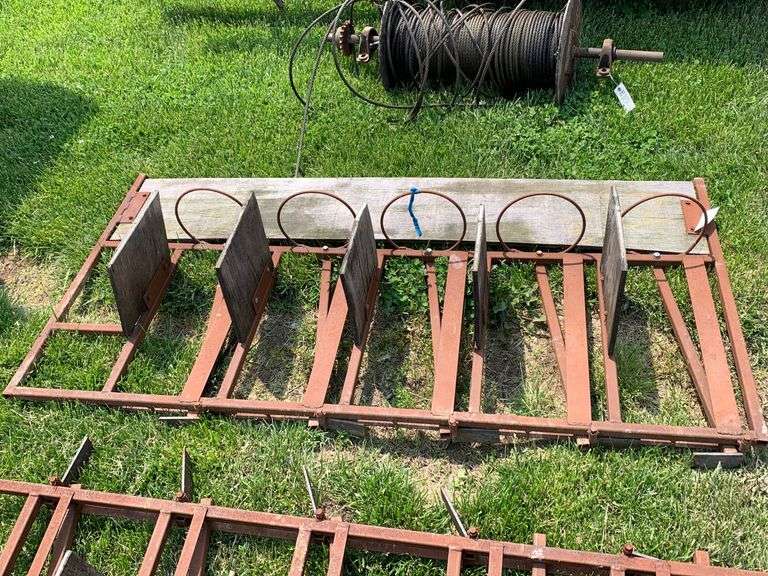 calf head gate Schmid Auction