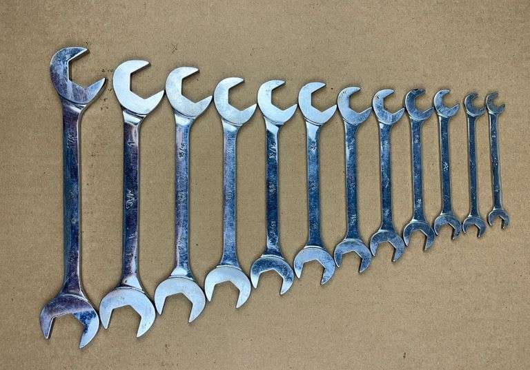 Mac double open end wrench set Schneider Auctioneers LLC
