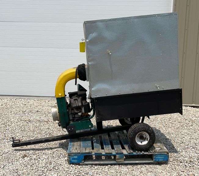 Yard Man 5 hp chipper shredder vacuum Schneider Auctioneers LLC
