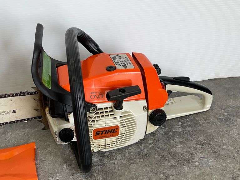 Stihl 024 AV chainsaw Schneider Auctioneers LLC