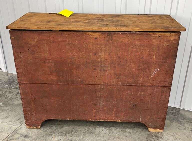 Early antique pine grain box Schneider Auctioneers LLC