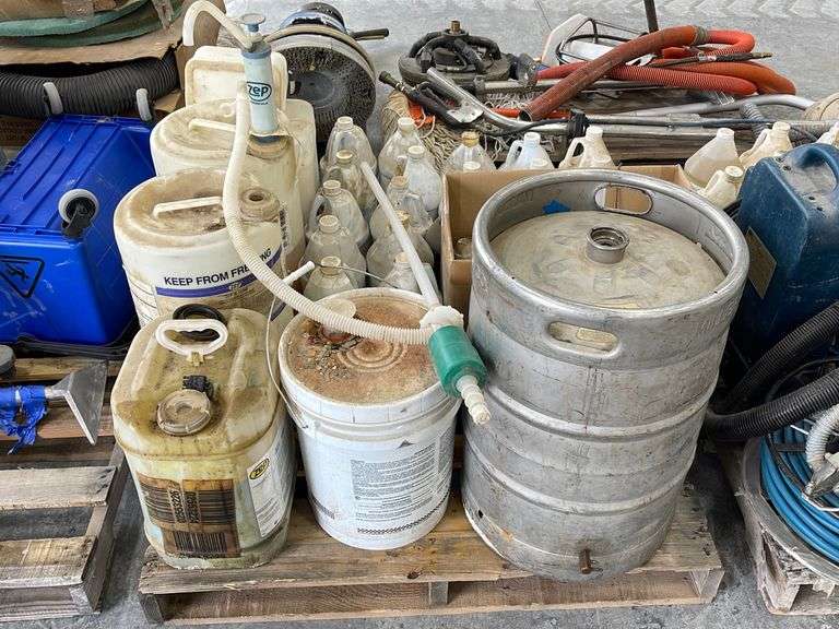 Steamway Legacy 2100 carpet cleaning machine Schneider Auctioneers LLC