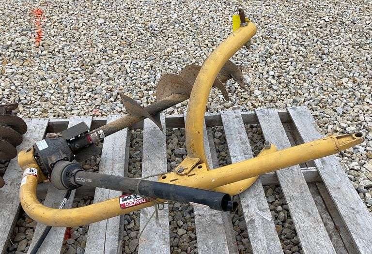 Farm Star 3pt post hole digger Schneider Auctioneers LLC