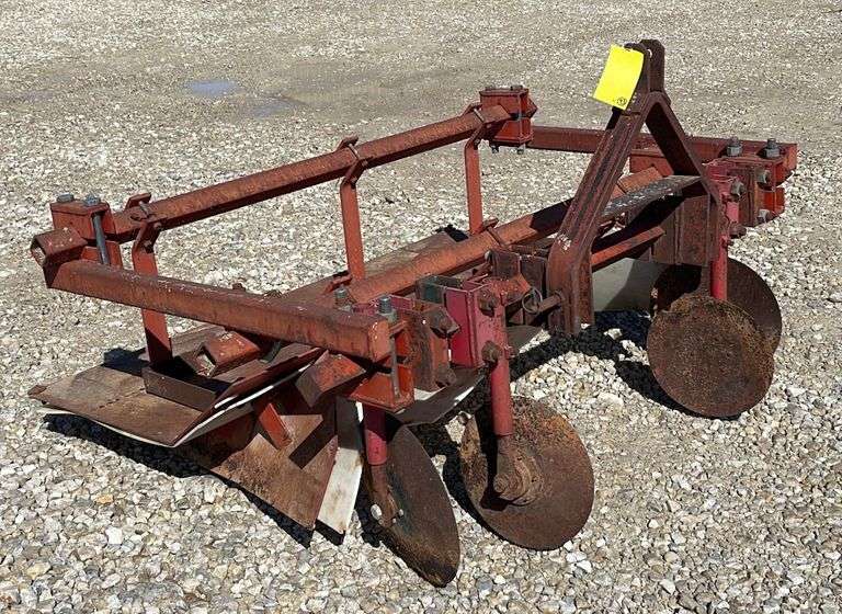 3pt vegetable bed shaper Schneider Auctioneers LLC