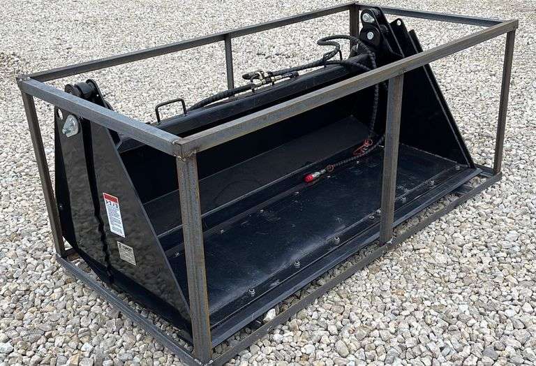 Unused Topcat 6' skid steer 3in1 bucket Schneider Auctioneers LLC