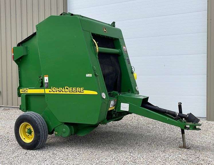 John Deere 457 round baler Schneider Auctioneers LLC
